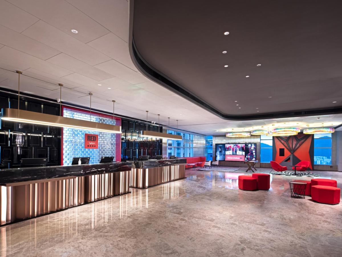 Radisson Red Hotel Zhuhai Gongbei Port Екстер'єр фото