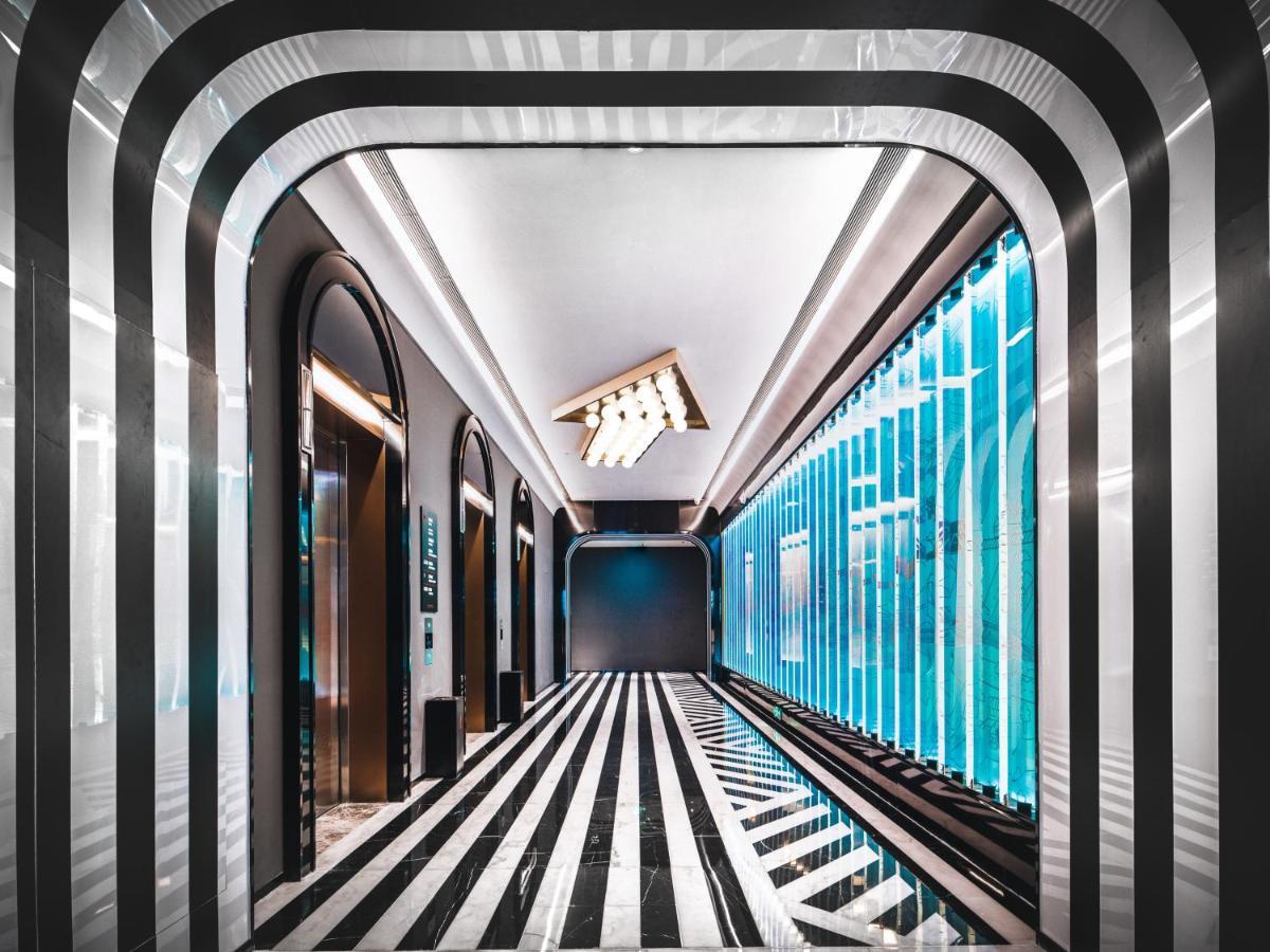 Radisson Red Hotel Zhuhai Gongbei Port Екстер'єр фото