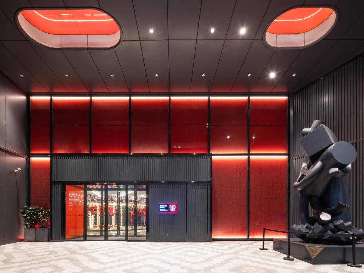 Radisson Red Hotel Zhuhai Gongbei Port Екстер'єр фото