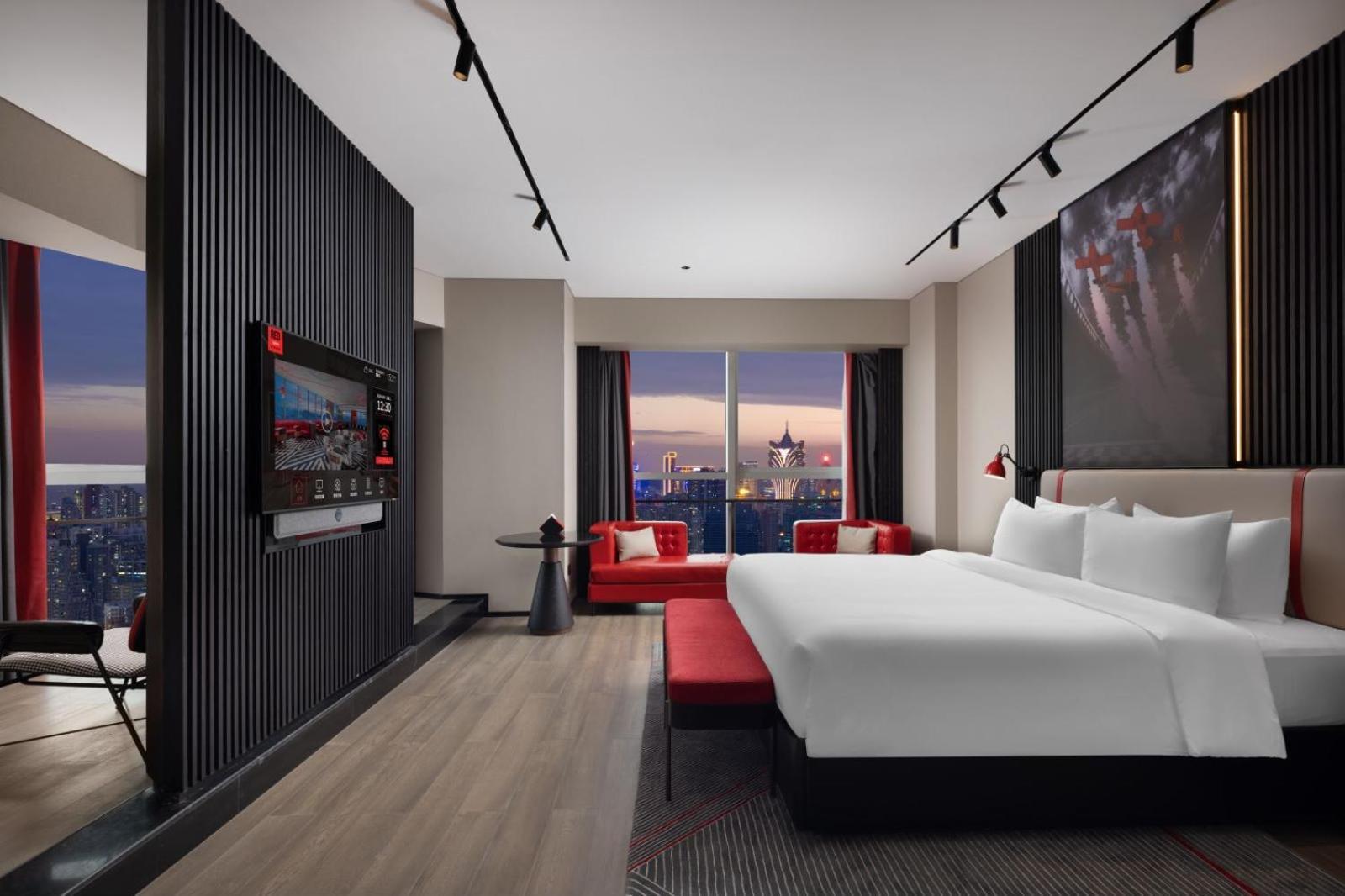 Radisson Red Hotel Zhuhai Gongbei Port Екстер'єр фото