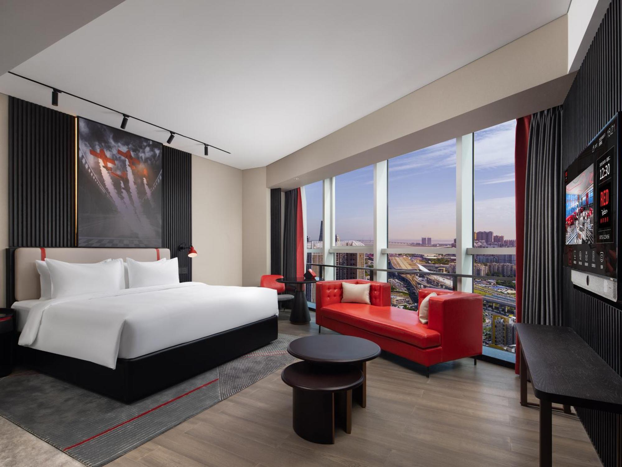 Radisson Red Hotel Zhuhai Gongbei Port Екстер'єр фото